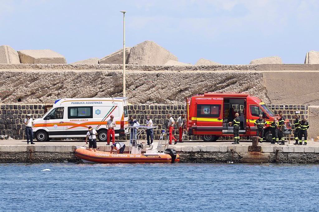 | Photo: LaPresse via AP : Sicily Yacht Accident: Divers Recover 5 Bodies During Search Ops, 1 Missing 